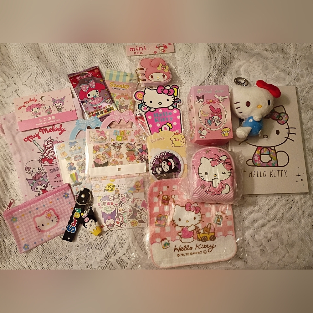 Sanrio Surprise Set